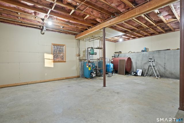 64 Portland Avenue, Redding, CT 06896