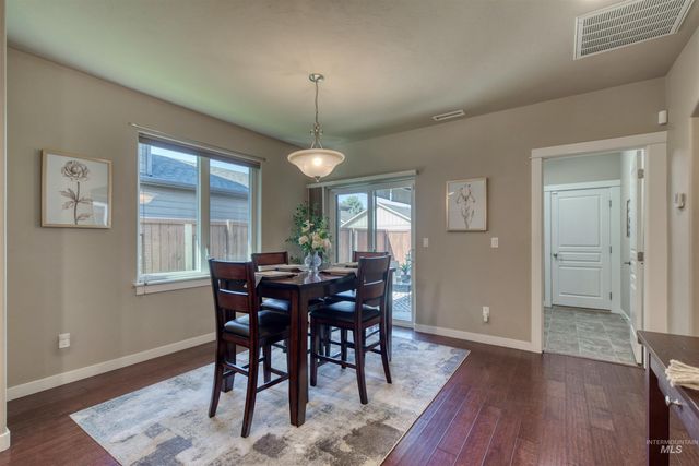 7733 N Abe Avenue, Boise, ID 83714