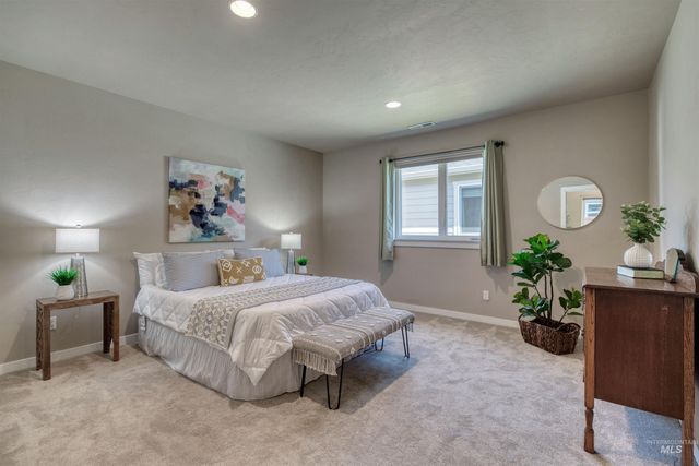 7733 N Abe Avenue, Boise, ID 83714
