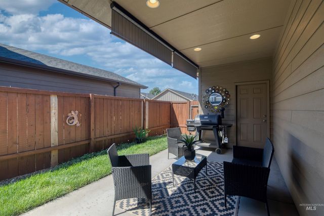 7733 N Abe Avenue, Boise, ID 83714