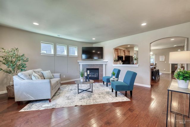 7733 N Abe Avenue, Boise, ID 83714
