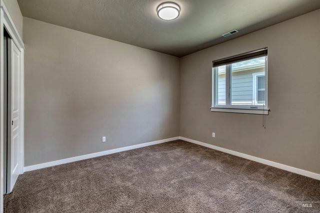 7733 N Abe Avenue, Boise, ID 83714