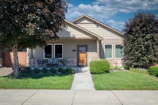 7733 N Abe Avenue, Boise, ID 83714