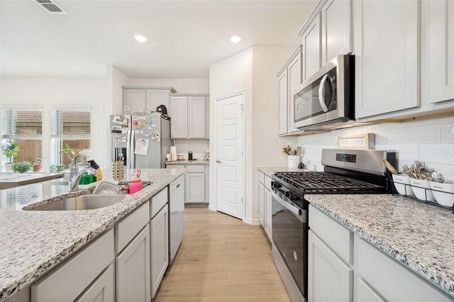 10125 Kayak Street, Aubrey, TX 76227