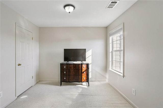 3758 Chattahoochee Summit SE Drive 21, Atlanta, GA 30339