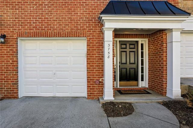 3758 Chattahoochee Summit SE Drive 21, Atlanta, GA 30339