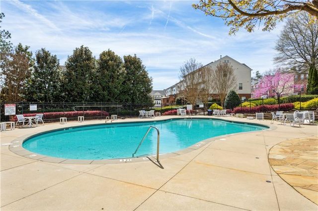 3758 Chattahoochee Summit SE Drive 21, Atlanta, GA 30339