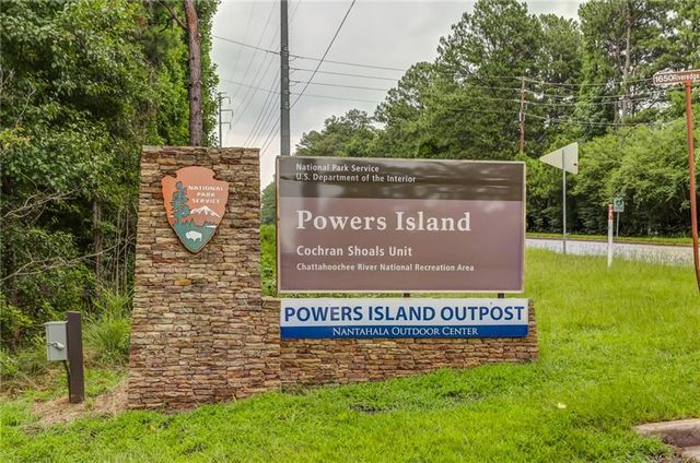 3758 Chattahoochee Summit SE Drive 21, Atlanta, GA 30339