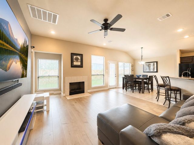 1602 Halpern Street, Houston, TX 77009