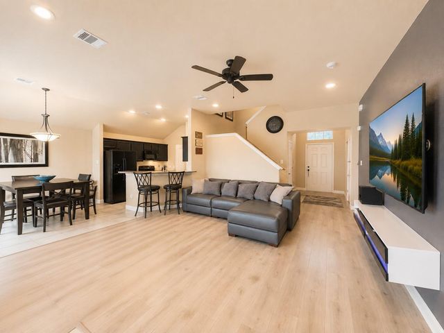 1602 Halpern Street, Houston, TX 77009