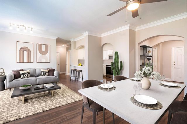 320 Jackson Hill Street 135, Houston, TX 77007