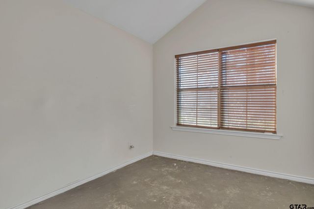 4985 County Road 409D, Henderson, TX 75654