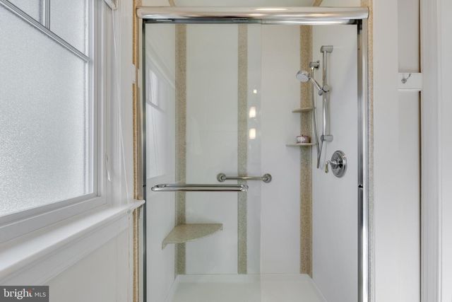 305 N KENMORE ST, Arlington, VA 22201