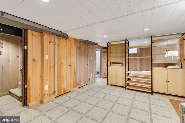 305 N KENMORE ST, Arlington, VA 22201