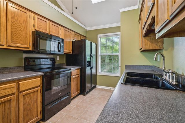 895 CULLY RD, Memphis, TN 38018