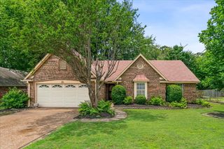 895 CULLY RD, Memphis, TN 38018