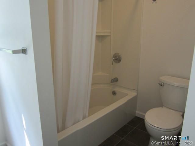 2 Reynolds Road, Danbury, CT 06811