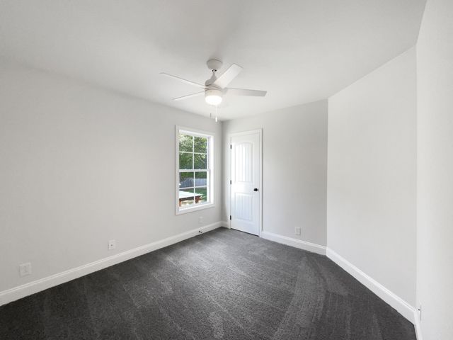 843 Cherry Blossom Ln, Clarksville, TN 37040