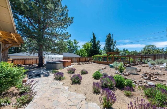 15020 Edmands Drive, Reno, NV 89511