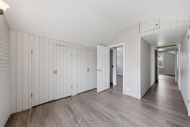 305 Circle Road, Fox River Grove, IL 60021