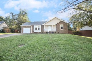 1894 Crestmont Court, Clarksville, TN 37040