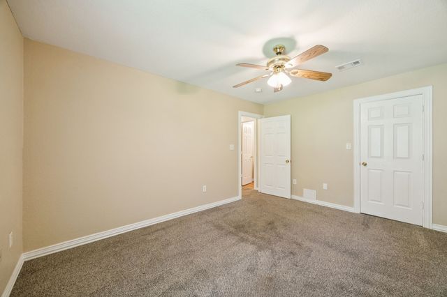 1104 E High Street, Terrell, TX 75160