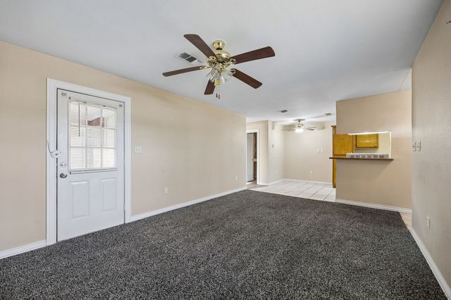 1104 E High Street, Terrell, TX 75160