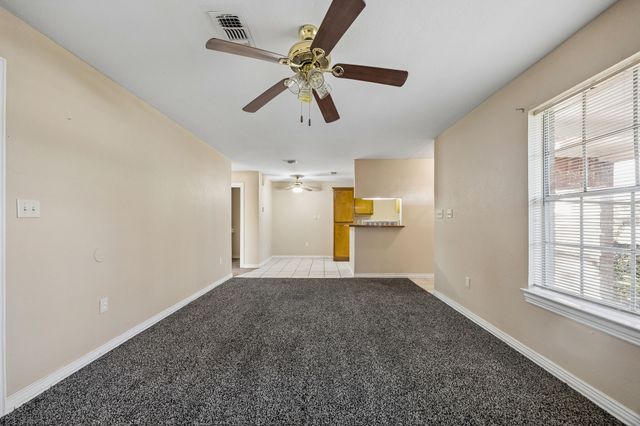 1104 E High Street, Terrell, TX 75160