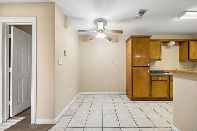 1104 E High Street, Terrell, TX 75160