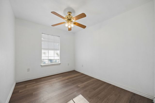 1104 E High Street, Terrell, TX 75160
