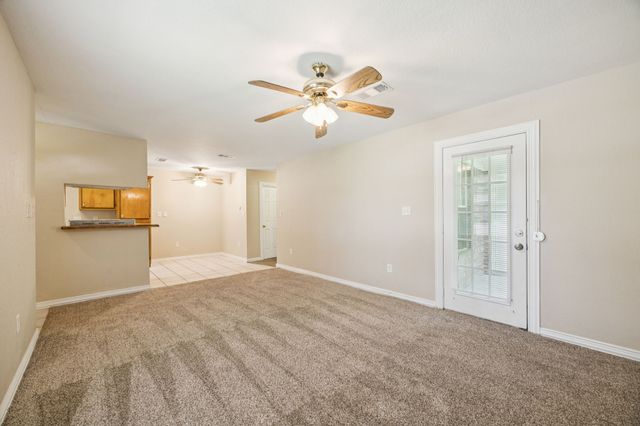1104 E High Street, Terrell, TX 75160