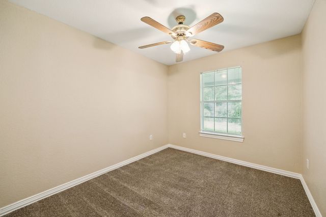 1104 E High Street, Terrell, TX 75160