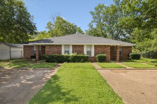 1104 E High Street, Terrell, TX 75160