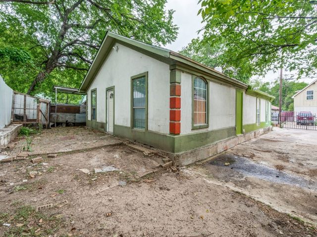 1228 Valley Street, Dallas, TX 75203