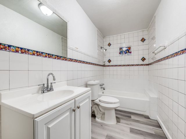 1228 Valley Street, Dallas, TX 75203