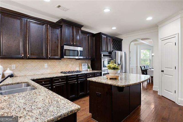 459 Fairway Drive, Acworth, GA 30101