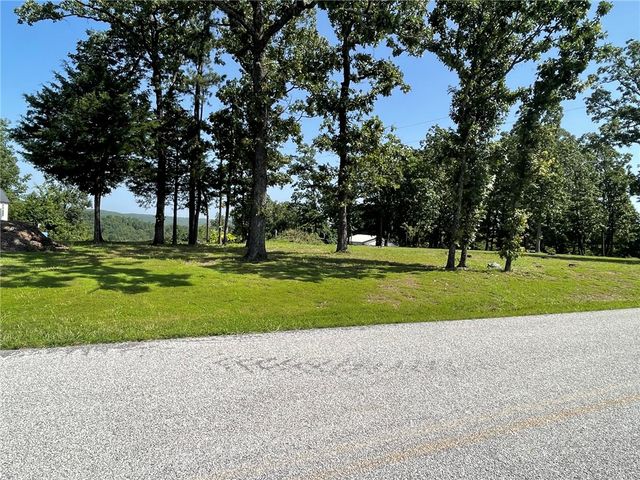 2820 County Road 207, Eureka Springs, AR 72632