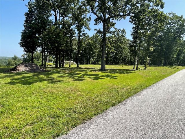 2820 County Road 207, Eureka Springs, AR 72632