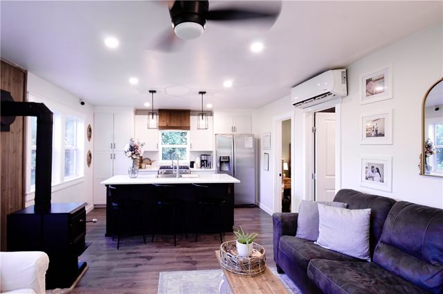 2820 County Road 207, Eureka Springs, AR 72632