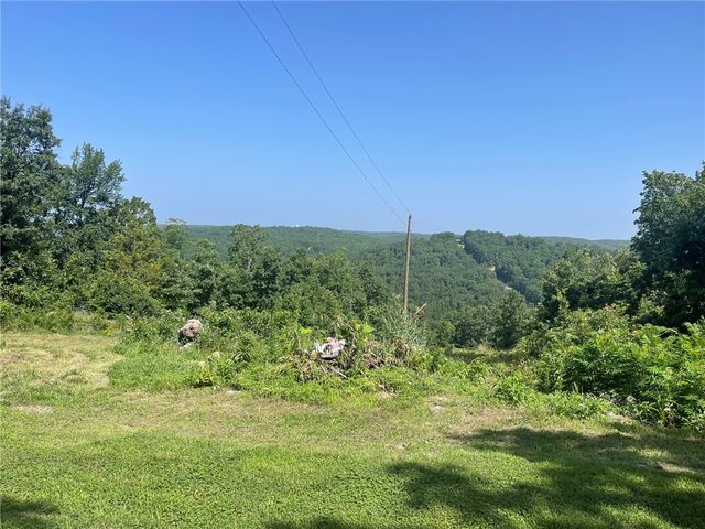 2820 County Road 207, Eureka Springs, AR 72632