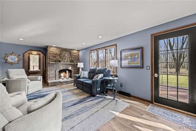 47 Inverness Circle, Amherst, NY 14051