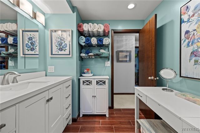 47 Inverness Circle, Amherst, NY 14051