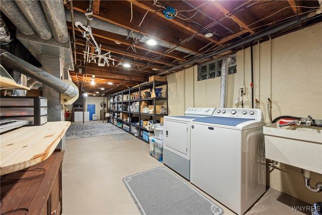 47 Inverness Circle, Amherst, NY 14051