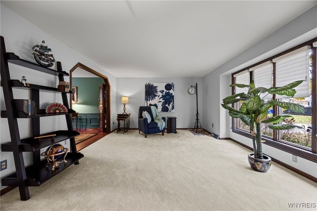 47 Inverness Circle, Amherst, NY 14051