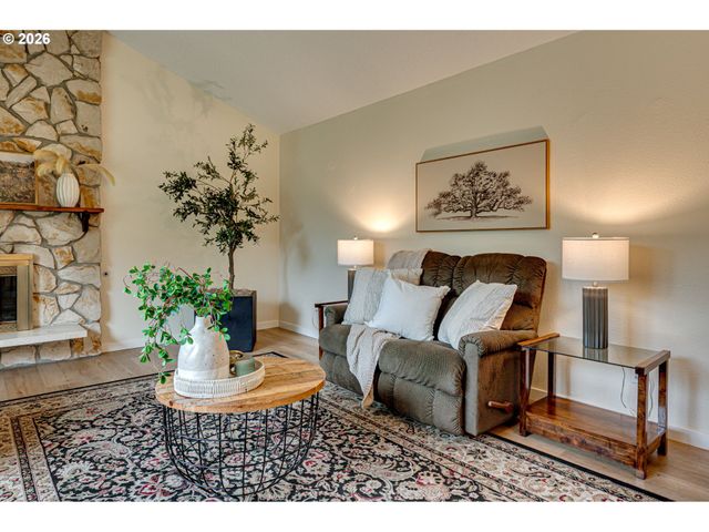 118 Ne 108TH St, Vancouver, WA 98685