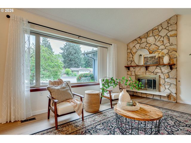 118 Ne 108TH St, Vancouver, WA 98685