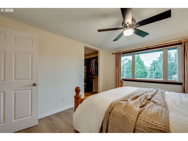 118 Ne 108TH St, Vancouver, WA 98685