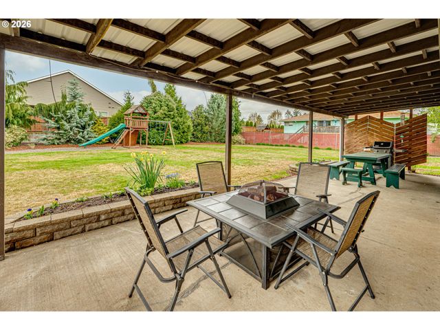 118 Ne 108TH St, Vancouver, WA 98685