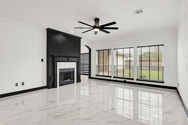 11915 Helene Court, Pinehurst, TX 77362