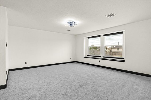 11915 Helene Court, Pinehurst, TX 77362